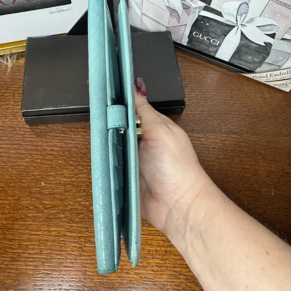 Gucci Robin’s Egg Blue Microguccissima Leather Jackie long wallet - Picture 12 of 16